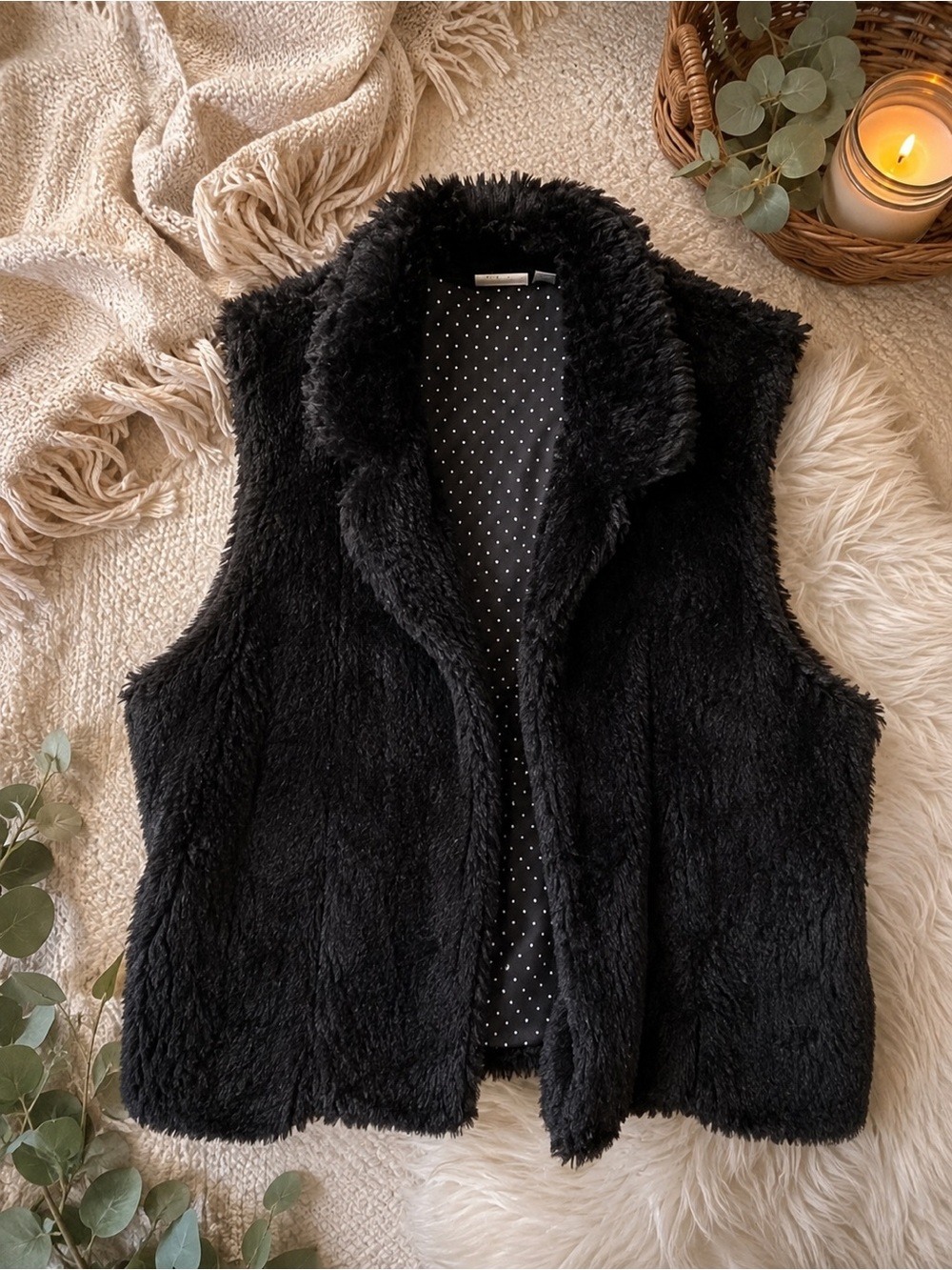 14th & Union Plush Black Faux Fur Vest with Polka Dot Lining XL